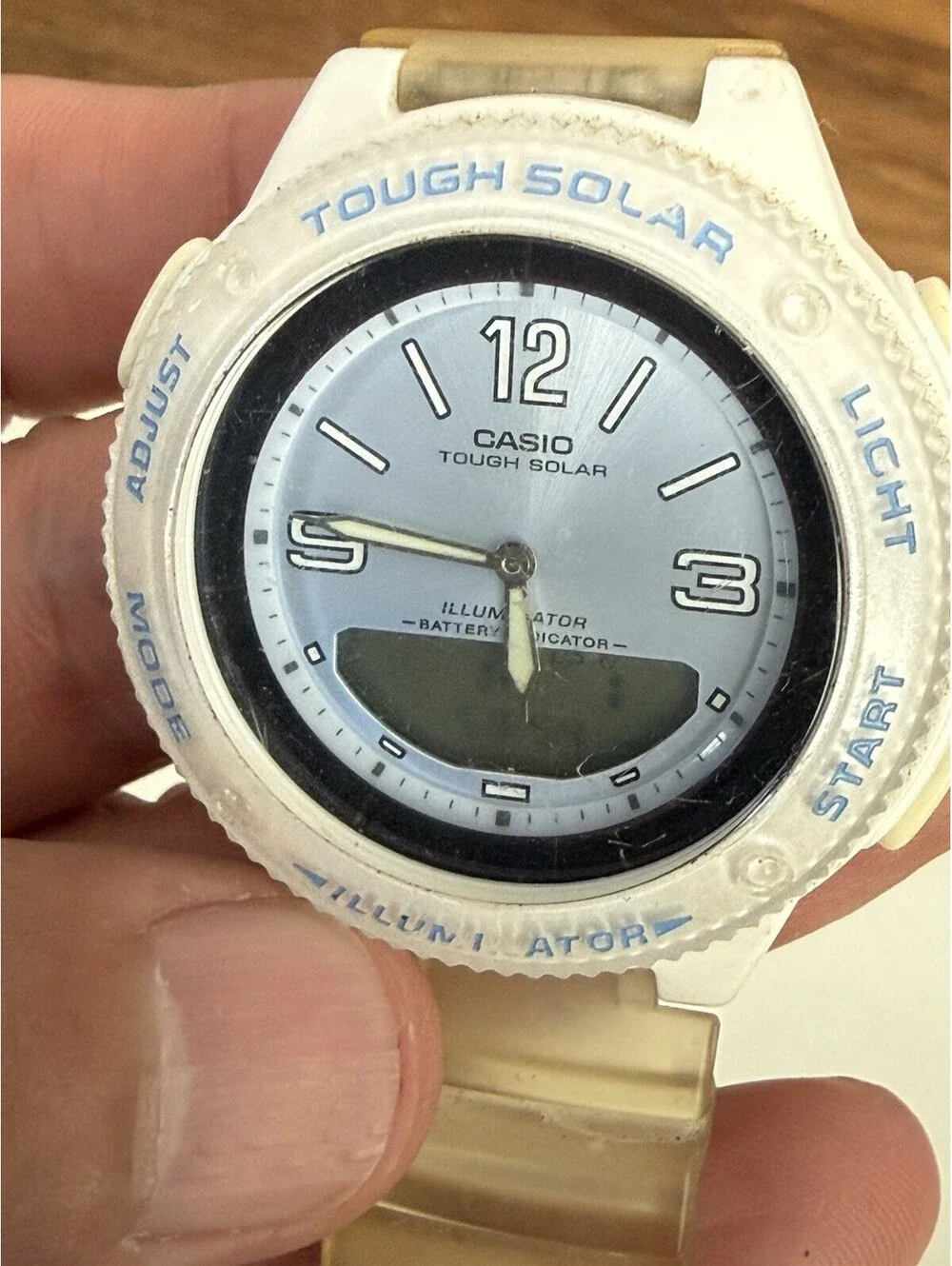 Casio Illuminator 2790 LCF-30 Quartz Analog Digital Men's Watch ( Untested)